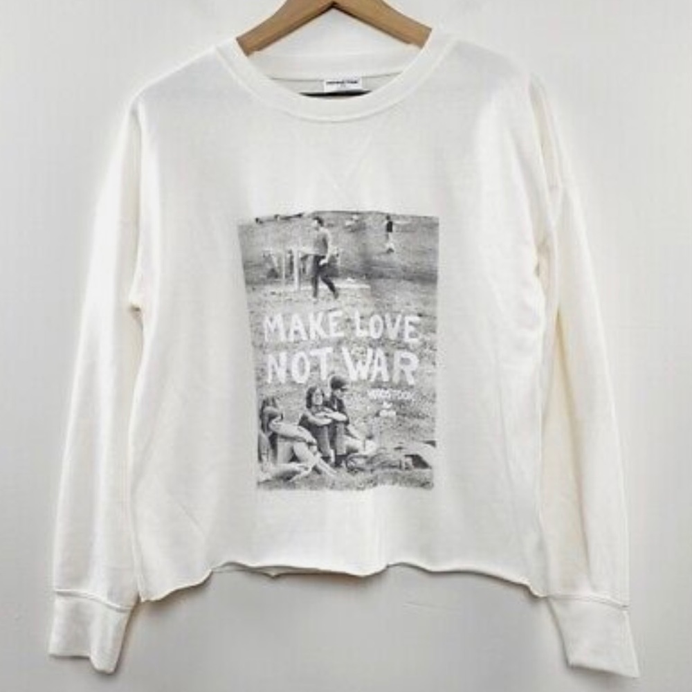 Grayson threads “make love not war” Woodstock women’s crewneck crop sweatshirt